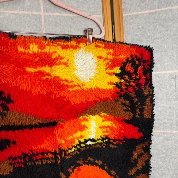 Vintage Sunset Latch Hook Wall Hanging Art Decor 26.5 x 20 Retro Summer - Picture 7 of 7